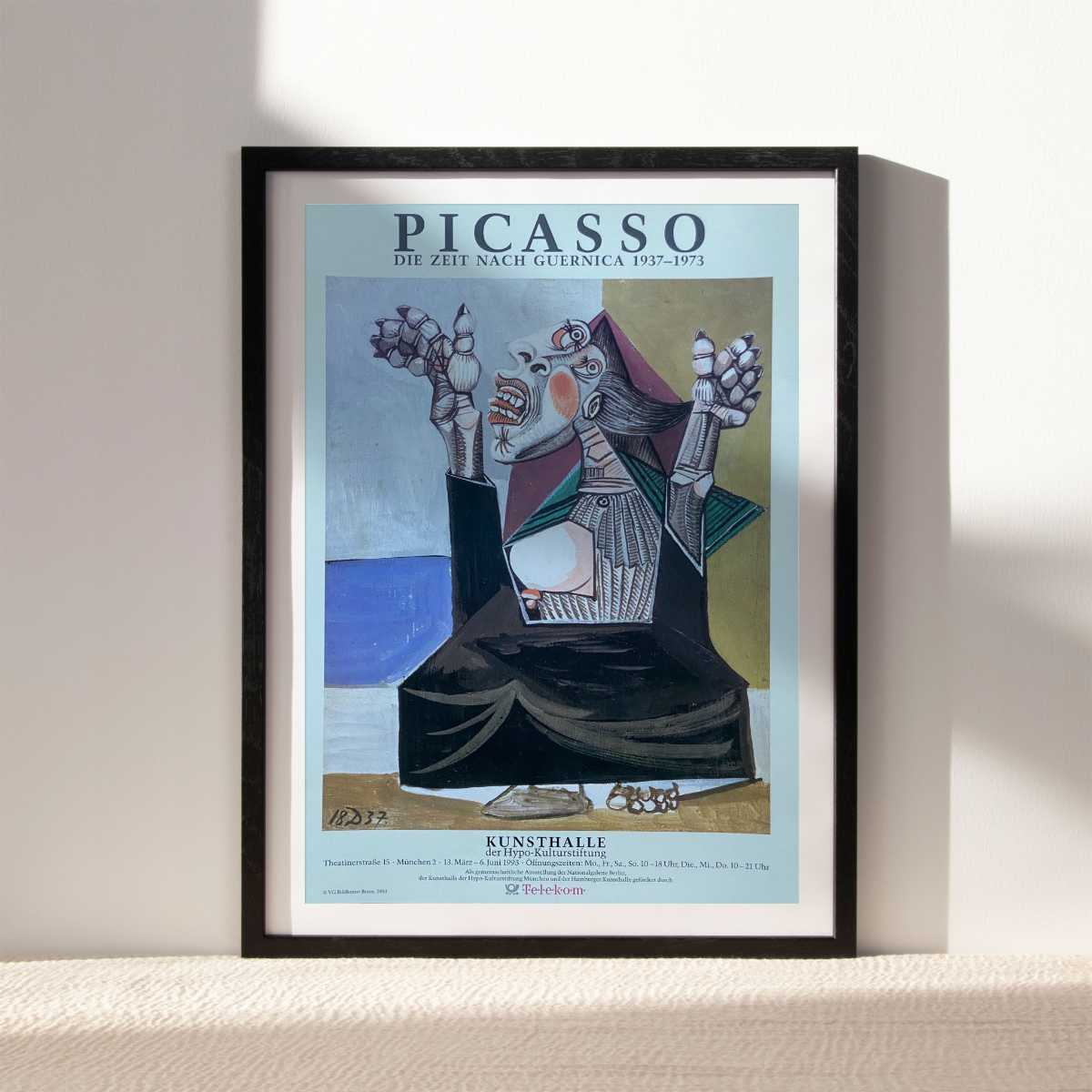 Ausstellungsplakat 'PICASSO Die Zeit nach Guernica 1937-1973', Offset-Lithographie, Maße 29,7 x 42 cm. Präsentiert in der Kunsthalle München 1993, zeigt Picassos Schaffensphase nach 'Guernica'. Ideal für Sammler und Kunstliebhaber